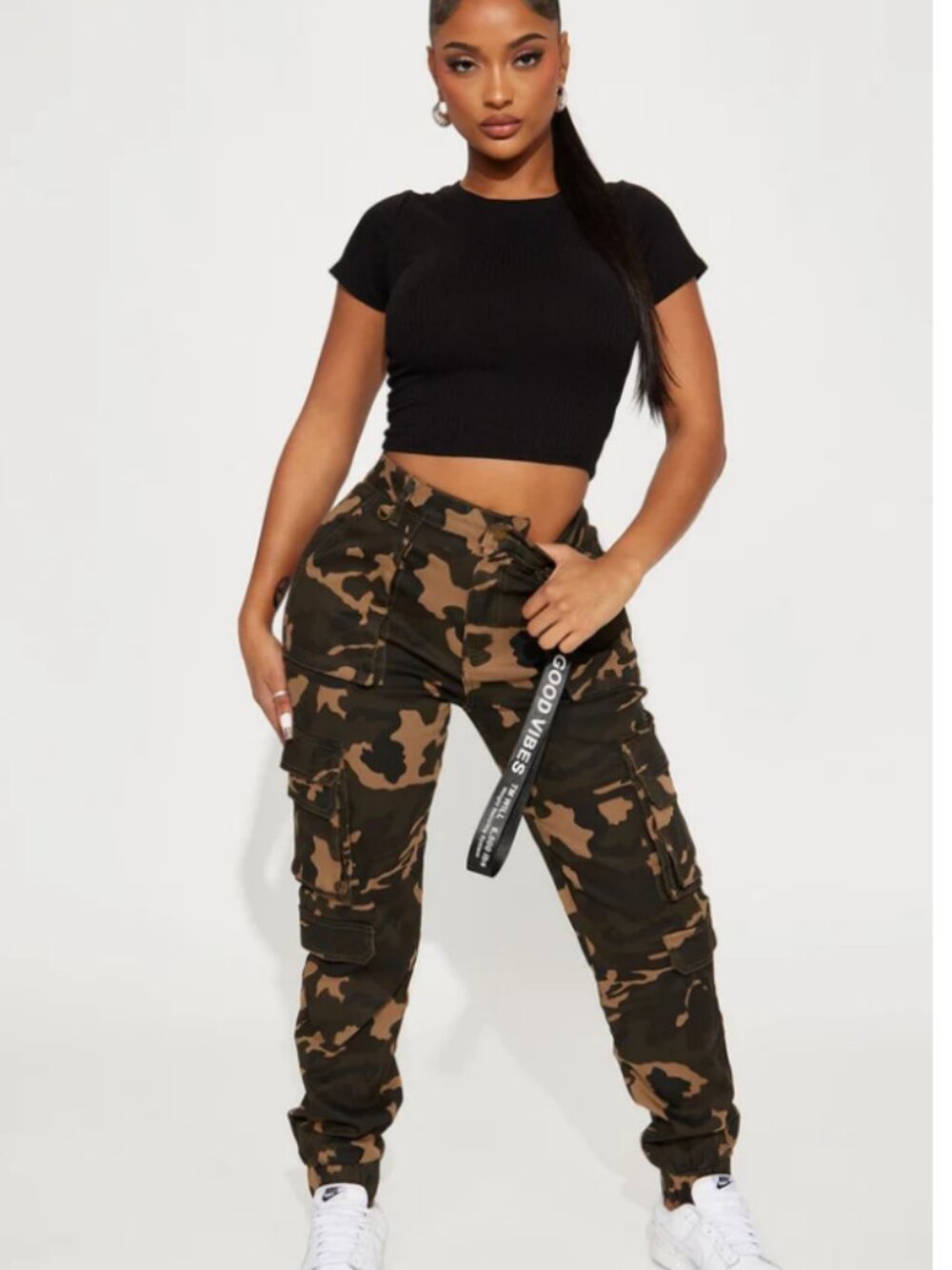 Fashion Nova - Good Vibes Cargo Jogger - Camo - Size M